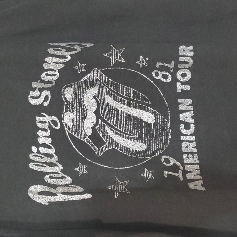Maurices Gray Rolling Stones Graphic Tee - Picture 2 of 6